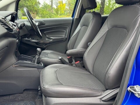 Ford Ecosport TITANIUM 14