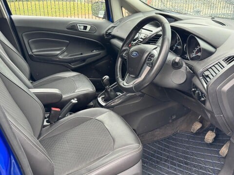 Ford Ecosport TITANIUM 19