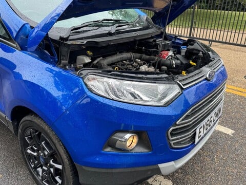 Ford Ecosport TITANIUM 31