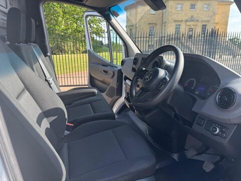 Mercedes-Benz Sprinter 315 CDI PROGRESSIVE 16