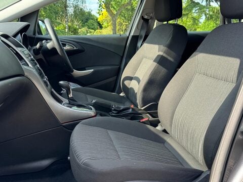 Vauxhall Astra EXCLUSIV 14