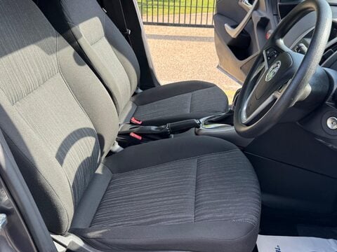 Vauxhall Astra EXCLUSIV 19