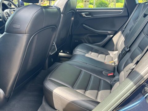 Porsche Macan S PDK 23