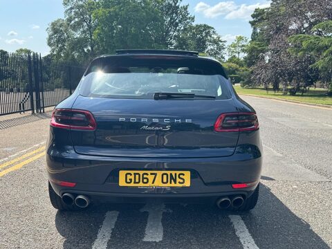 Porsche Macan S PDK 6