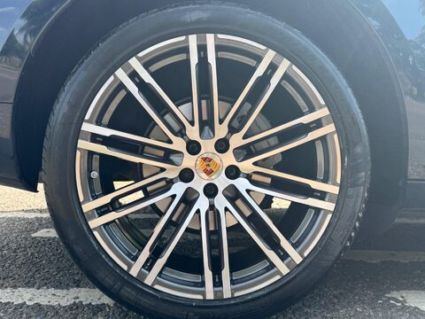 Porsche Macan S PDK 10
