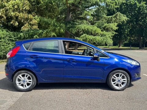 Ford Fiesta ZETEC 8