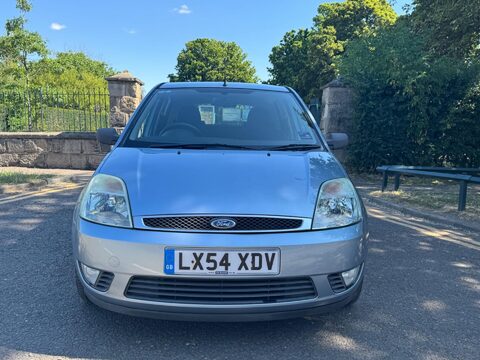 Ford Fiesta GHIA 16V 2