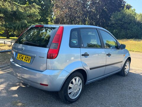 Ford Fiesta GHIA 16V 7