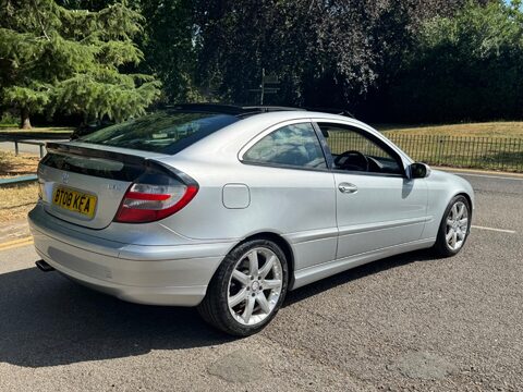 Mercedes-Benz C Class C220 CDI SE SPORTS 7