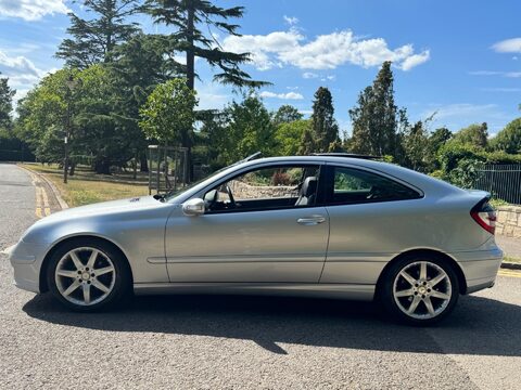 Mercedes-Benz C Class C220 CDI SE SPORTS 4