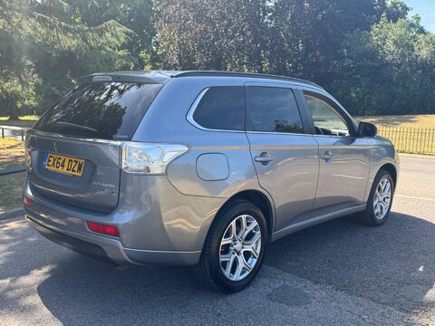 Mitsubishi Outlander PHEV GX 4H 9