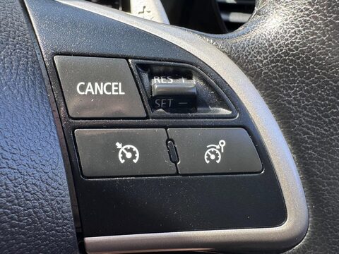 Mitsubishi Outlander PHEV GX 4H 24