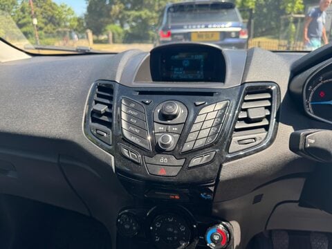 Ford Fiesta ZETEC 18
