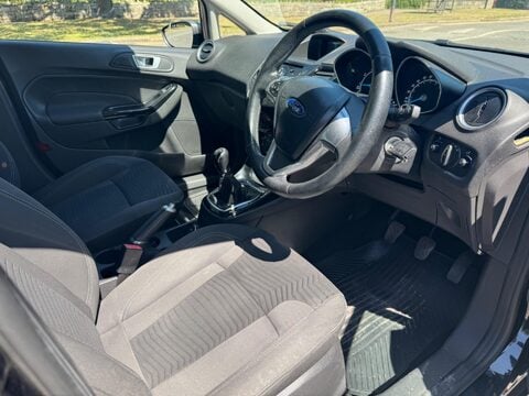 Ford Fiesta ZETEC 15