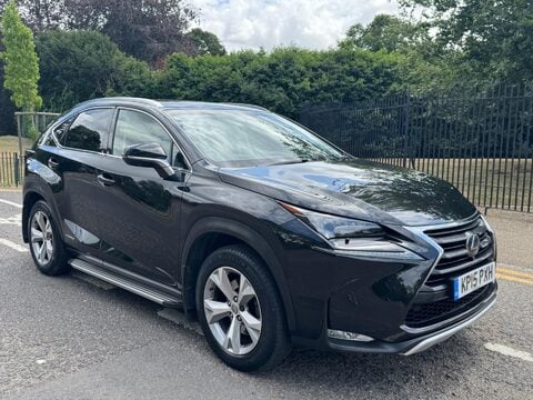 Lexus NX 300H PREMIER 1