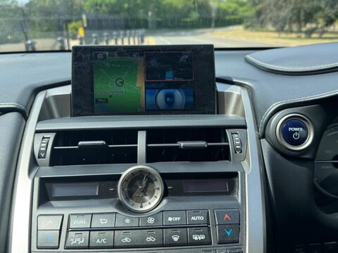 Lexus NX 300H PREMIER 35
