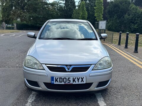 Vauxhall Corsa DESIGN 16V 2