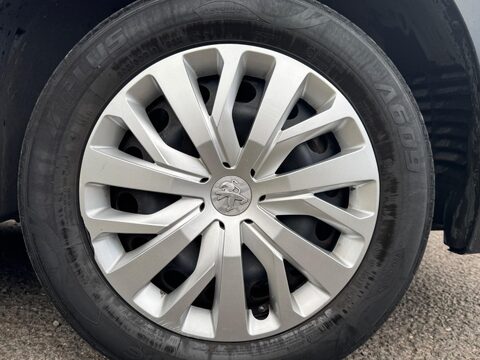Peugeot Partner BLUEHDI PROFESSIONAL PREMIUM L1 9