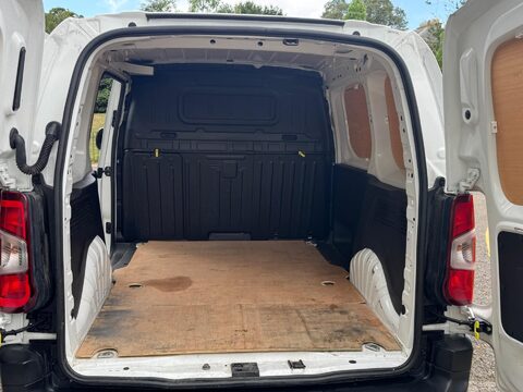Peugeot Partner BLUEHDI PROFESSIONAL PREMIUM L1 15