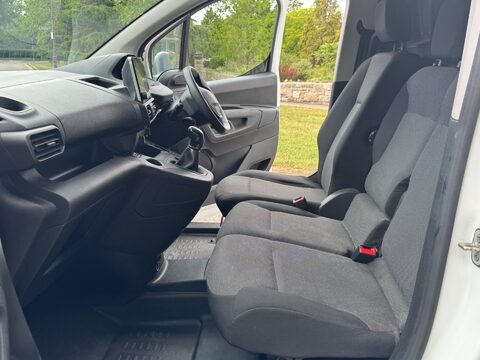 Peugeot Partner BLUEHDI PROFESSIONAL PREMIUM L1 14