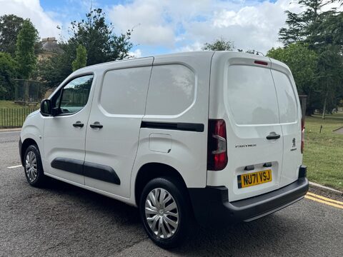 Peugeot Partner BLUEHDI PROFESSIONAL PREMIUM L1 5