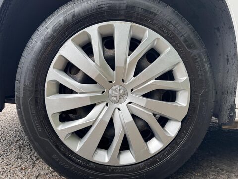 Peugeot Partner BLUEHDI PROFESSIONAL PREMIUM L1 12