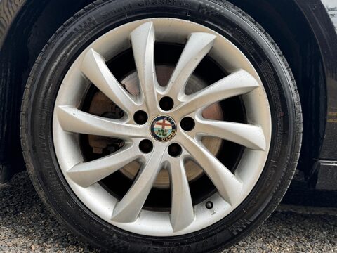 Alfa Romeo Giulietta JTDM-2 VELOCE 12