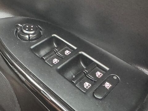 Alfa Romeo Giulietta JTDM-2 VELOCE 25
