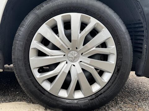 Peugeot Partner BLUEHDI PROFESSIONAL L1 9