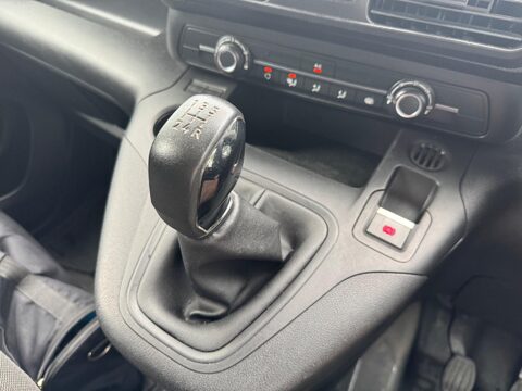 Peugeot Partner BLUEHDI PROFESSIONAL L1 23