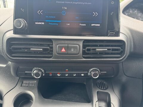 Peugeot Partner BLUEHDI PROFESSIONAL L1 22