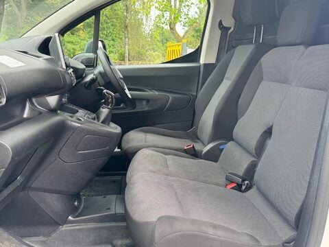 Peugeot Partner BLUEHDI PROFESSIONAL L1 14