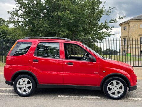 Suzuki Ignis GLX 4GRIP VVT-S 8