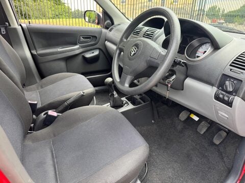Suzuki Ignis GLX 4GRIP VVT-S 20