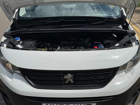 Peugeot Partner BLUEHDI PROFESSIONAL L2 26