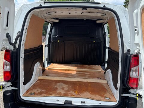 Peugeot Partner BLUEHDI PROFESSIONAL L2 16