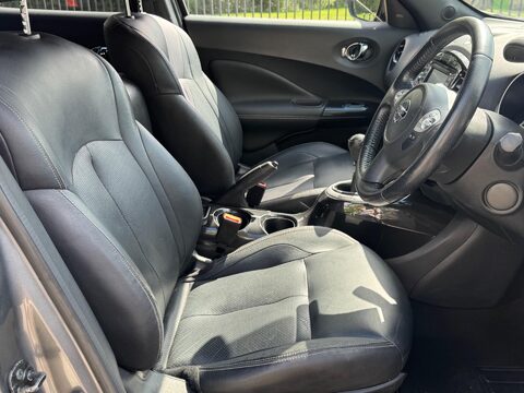 Nissan Juke TEKNA DIG-T 23
