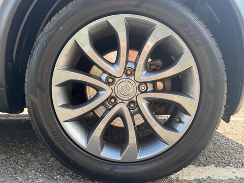 Nissan Juke TEKNA DIG-T 10
