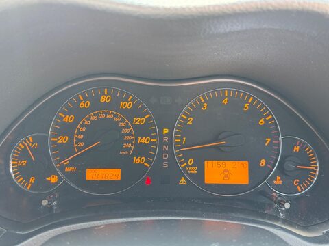 Toyota Avensis T3-X VVT-I 23