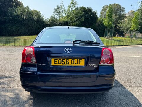 Toyota Avensis T3-X VVT-I 6