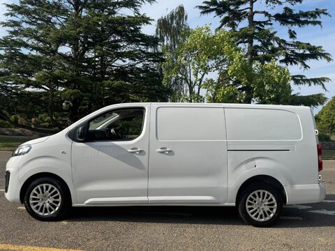 Vauxhall Vivaro L2H1 F2900 PRO S/S 4