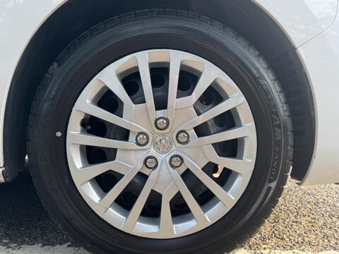 Vauxhall Vivaro L2H1 F2900 PRO S/S 9