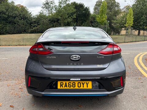 Hyundai IONIQ PREMIUM SE MHEV 6