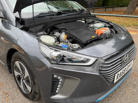Hyundai IONIQ PREMIUM SE MHEV 33