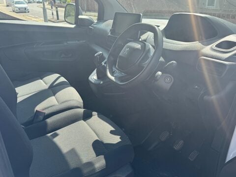 Peugeot Partner BLUEHDI PROFESSIONAL L1 20