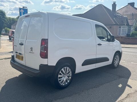 Peugeot Partner BLUEHDI PROFESSIONAL L1 7