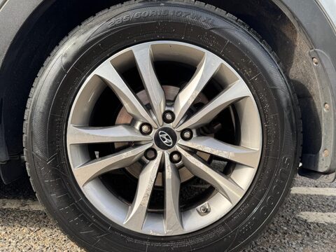 Hyundai SANTA FE CRDI PREMIUM 11