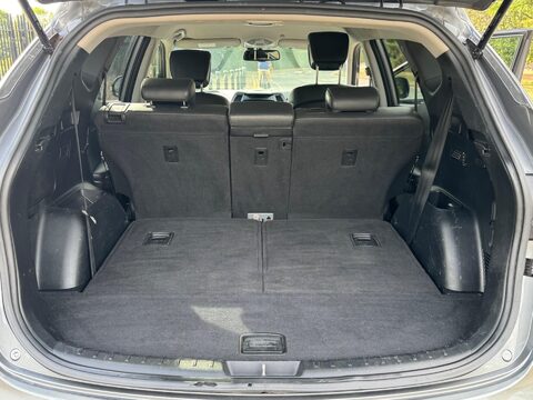 Hyundai SANTA FE CRDI PREMIUM 17