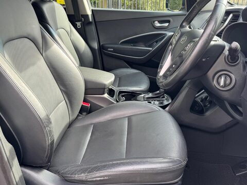 Hyundai SANTA FE CRDI PREMIUM 14