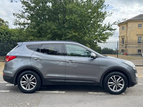 Hyundai SANTA FE CRDI PREMIUM 8